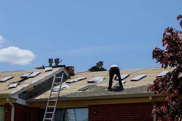 When to Hire a Roofing Replacement Contractor for Your Project