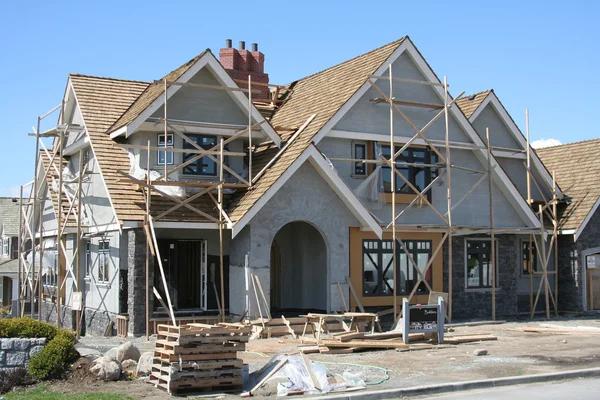 Affordable roofer Silver Spring MD for residential projects